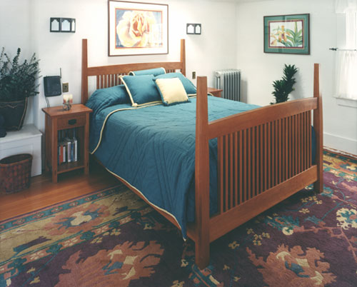 craftsman cherry bed and nightstands